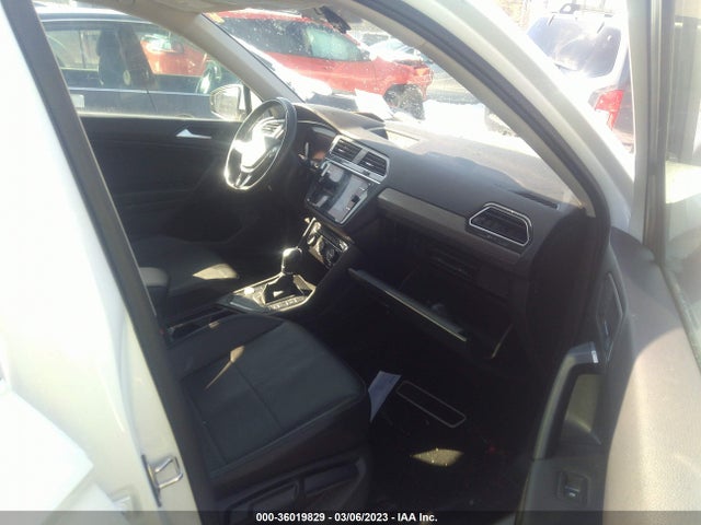 3VV3B7AXXKM031267 Volkswagen Tiguan Se/sel/sel R-line