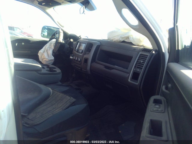 3C6UR5HLXJG260221 RAM 2500 Tradesman