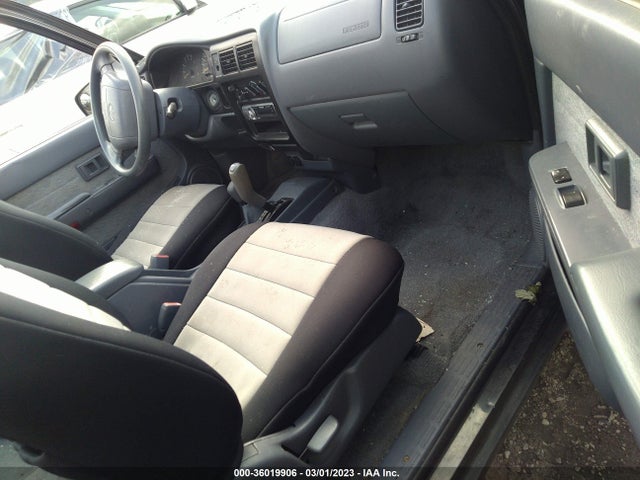 1999 TOYOTA TACOMA VIN: 4TAWN72N2XZ551030