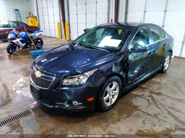 Chevrolet Cruze 1lt 2014 1G1PC5SBXE7105105 Image 2