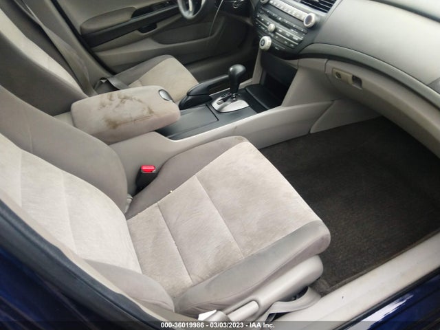 2010 HONDA ACCORD SDN LX VIN: 1HGCP2F32AA174932
