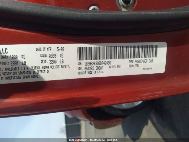 1B3HB28B98D742496 Dodge CALIBER SE