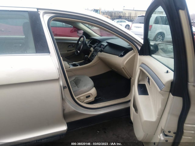 2017 Ford Taurus, VIN: 1FAHP2D8XHG105776