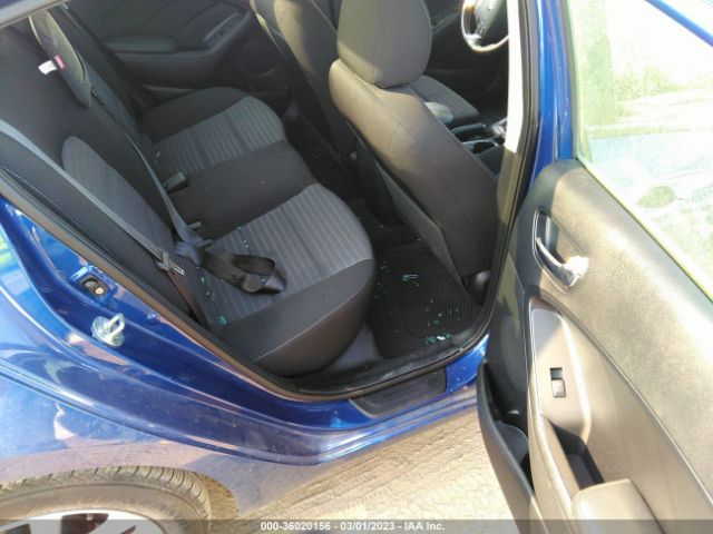 3KPFL4A78HE032895 KIA FORTE S