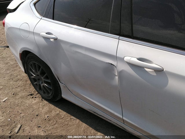 Chrysler 200 Limited 2015 1C3CCCABXFN693441 Image 7