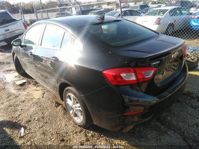Chevrolet CRUZE LT 2018 1G1BE5SMXJ7195663 Image 3