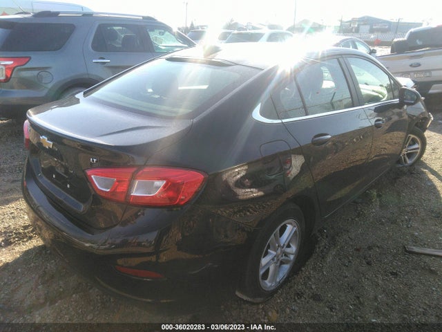 Chevrolet CRUZE LT 2018 1G1BE5SMXJ7195663 Image 4