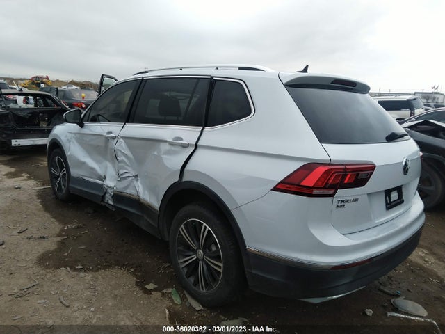 3VV3B7AX3JM057689 Volkswagen Tiguan Sel/se