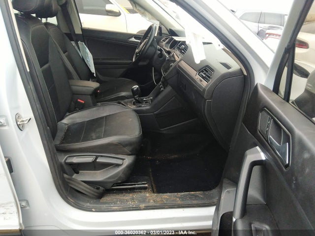 3VV3B7AX3JM057689 Volkswagen Tiguan Sel/se