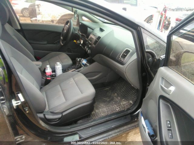 3KPFK4A7XHE150918 KIA FORTE LX