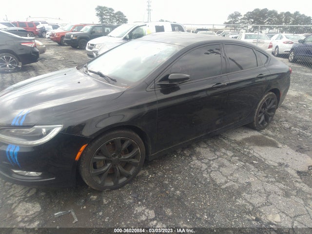 Chrysler 200 C 2015 1C3CCCCB0FN693445 Image 2