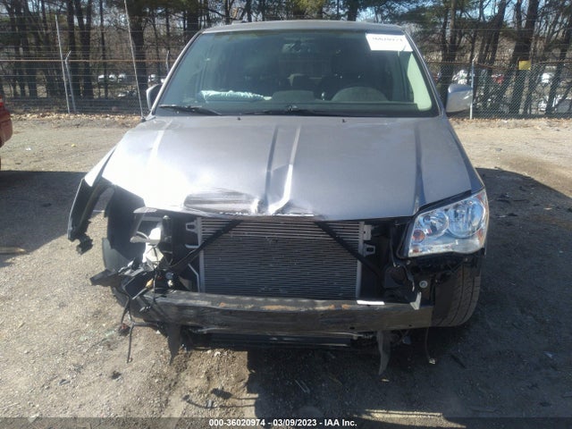 2016 Chrysler Town & Country, VIN: 2C4RC1BG0GR113056