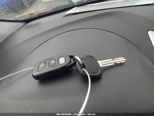 2013 HYUNDAI ELANTRA COUPE GS VIN: KMHDH6AE0DU016801