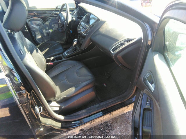 Ford Focus Titanium 2018 1FADP3N28JL316941 Image 5