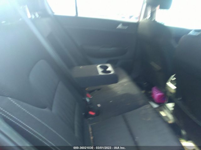 KNDPMCAC4H7100845 KIA Sportage Lx