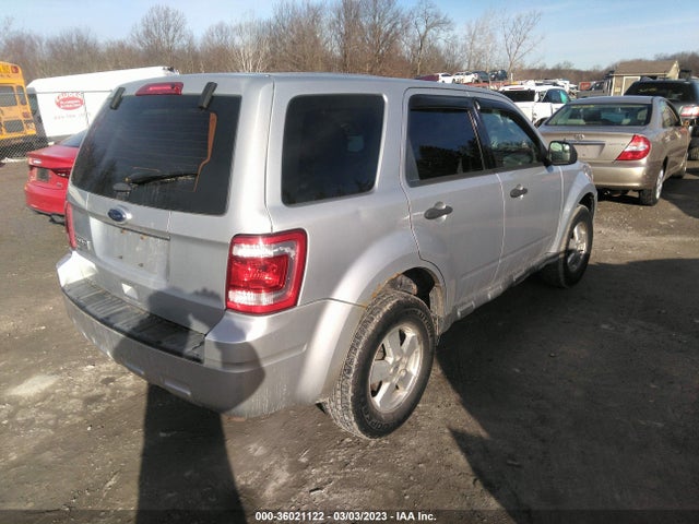 2011 FORD ESCAPE XLS VIN: 1FMCU9C75BKB35962