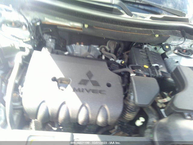 JA4AZ3A31JZ030197 Mitsubishi Outlander Es/se/sel/le
