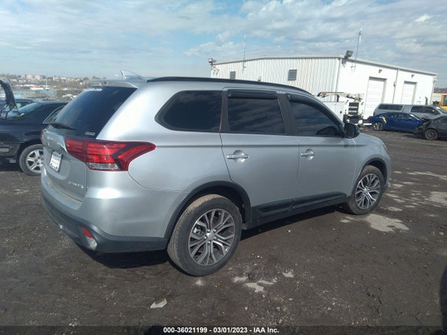 JA4AZ3A31JZ030197 Mitsubishi Outlander Es/se/sel/le