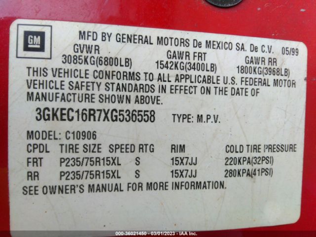 3GKEC16R7XG536558 GMC Suburban