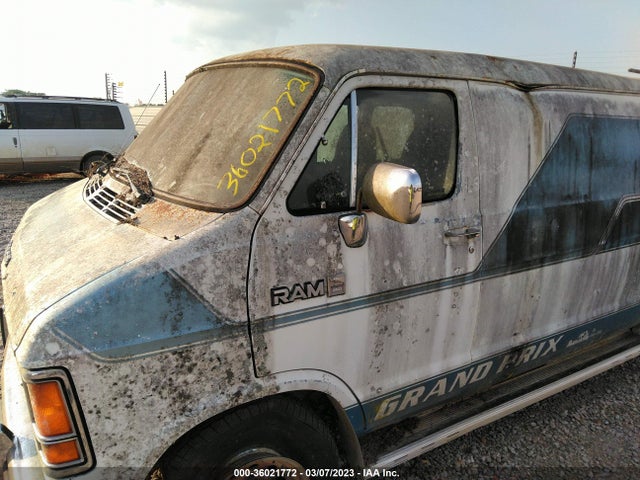 Dodge Ram Van B250 1987 2B6HB23T3HK306428 Image 6