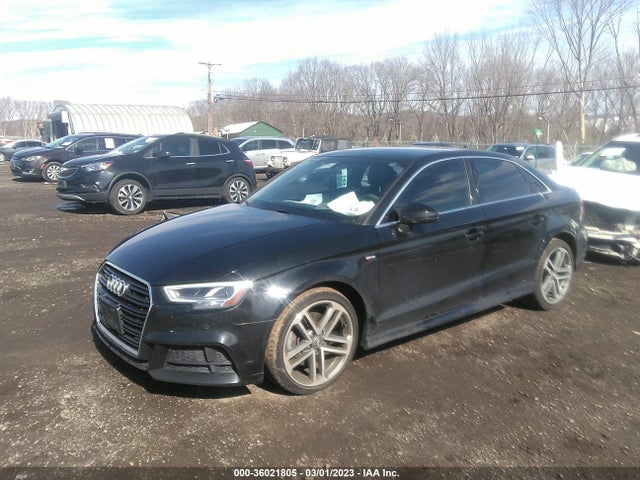 Audi A3 Sedan Premium Plus 2018 WAUJ8GFF8J1045732 Image 2