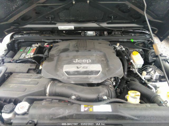 1C4BJWDG0GL341830 Jeep Wrangler Unlimited Sport
