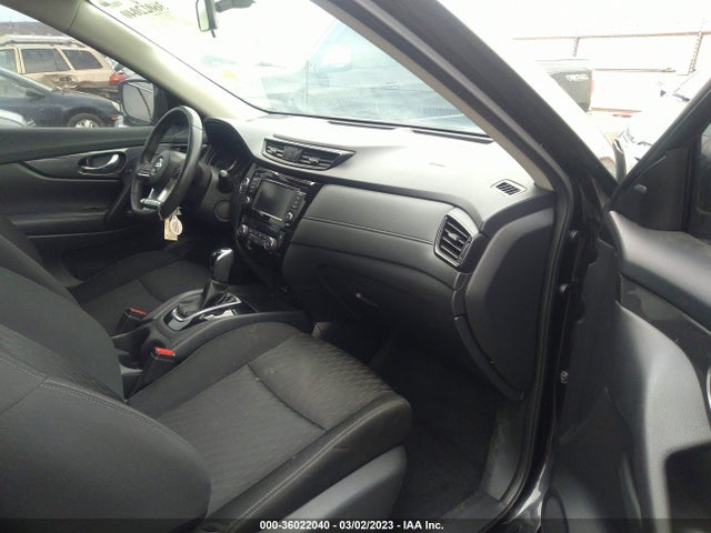 2018 NISSAN ROGUE SV VIN: KNMAT2MV9JP596022