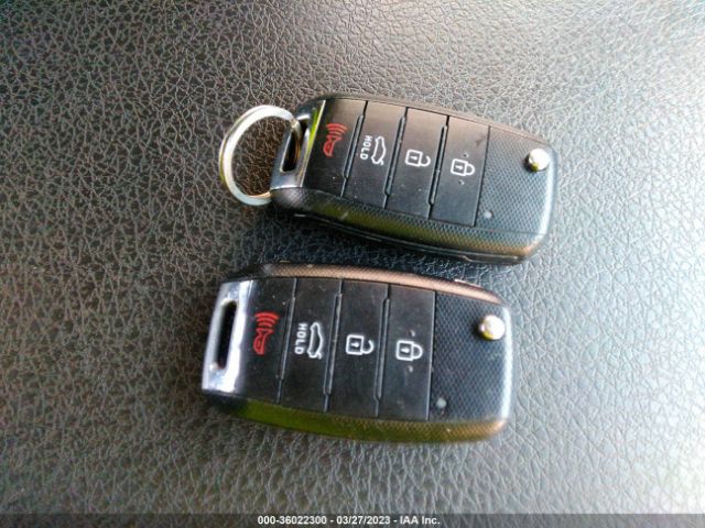 5XXGM4A72FG375966 KIA Optima Lx