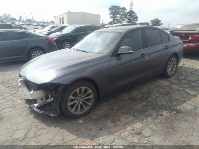 WBA8A9C5XHK619830 BMW 3 Series 320i