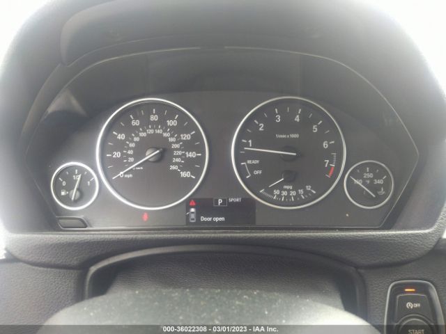 WBA8A9C5XHK619830 BMW 3 Series 320i