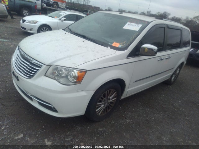 2A4RR6DG9BR610036 Chrysler Town & Country Limited