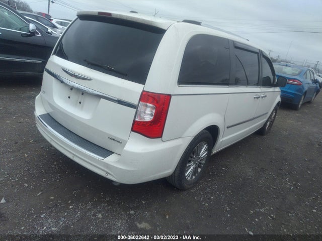 2A4RR6DG9BR610036 Chrysler Town & Country Limited