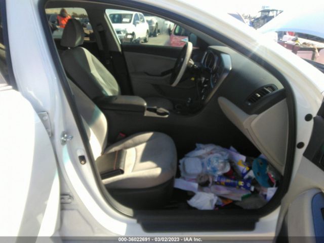 KNAGM4A75F5665152 KIA Optima Lx