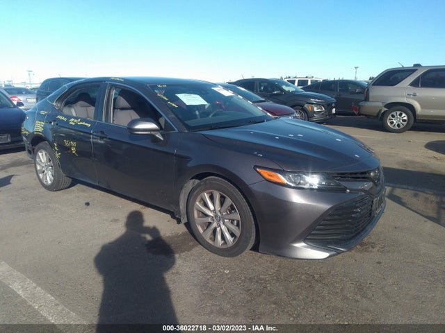 2019 Toyota Camry, VIN: 4T1B11HKXKU240116