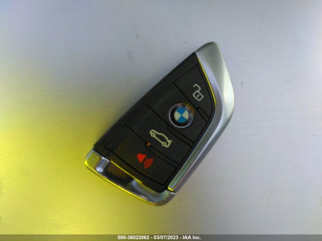 2021 BMW X4, VIN: 5YMUJ0C07M9E96260