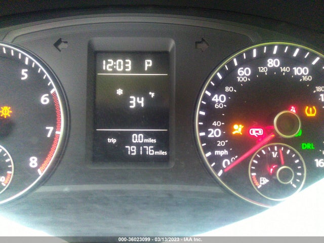 1VWAT7A35EC091203 Volkswagen Passat Wolfsburg Ed