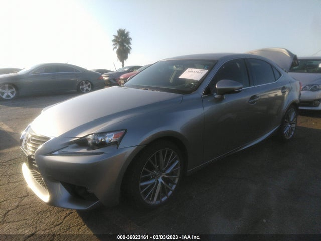 Lexus IS 200T 2016 JTHBA1D20G5034989 Image 2