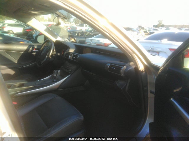 Lexus IS 200T 2016 JTHBA1D20G5034989 Image 7