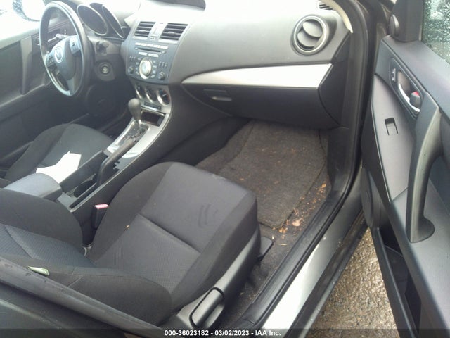2011 MAZDA MAZDA3 I TOURING VIN: JM1BL1VG4B1371705