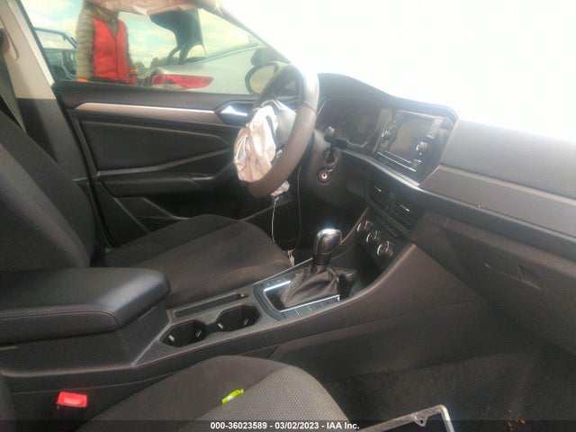 3VWC57BU1KM107689 Volkswagen Jetta S/se/r-line