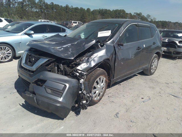 2018 NISSAN ROGUE S VIN: KNMAT2MT9JP588453