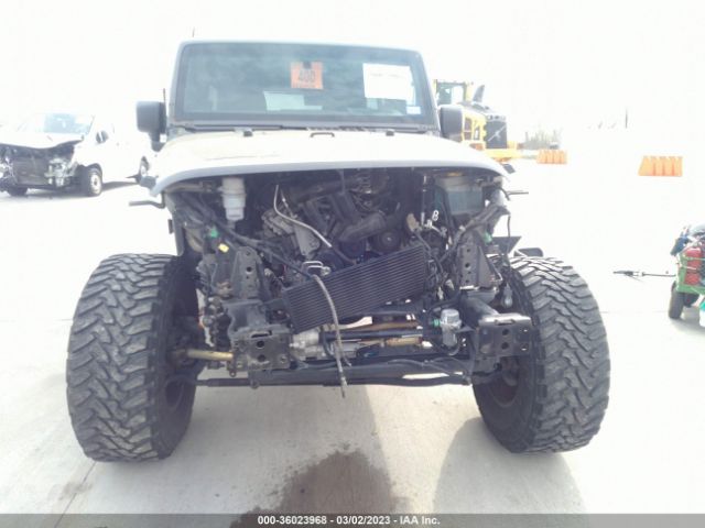 1C4HJWFG8GL240526 Jeep Wrangler Unlimited Rubicon