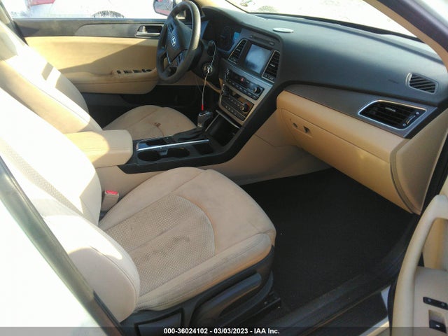 2017 HYUNDAI SONATA SE VIN: 5NPE24AF4HH553470