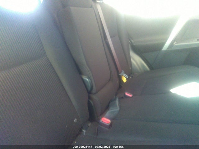 Toyota RAV4 LE 2017 JTMZFREV2HJ124890 Image 9