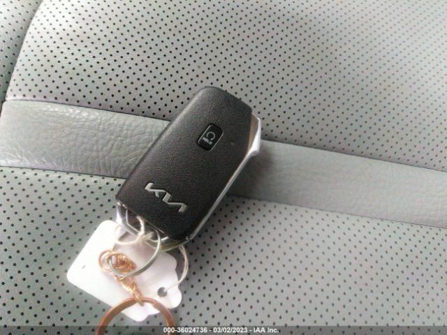 5XXG34J26NG123238 KIA K5 EX