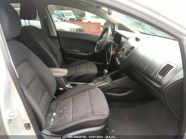 KNAFX4A63F5381593 KIA FORTE LX