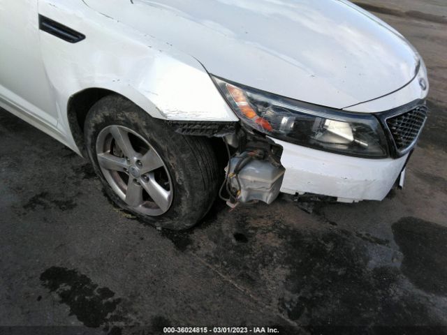 KNAGM4A71F5621455 KIA Optima Lx