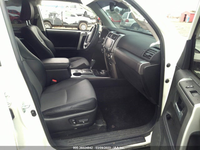 Toyota 4RUNNER 2021 JTENU5JR7M5854587 Image 7