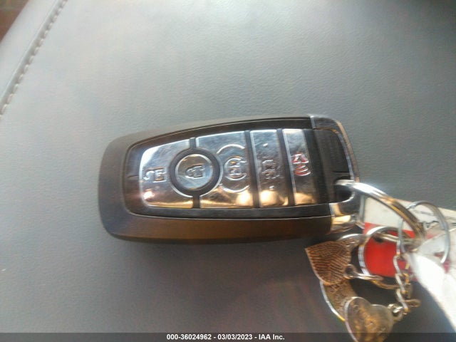 2020 Lincoln Aviator, VIN: 5LM5J7XC2LGL30562
