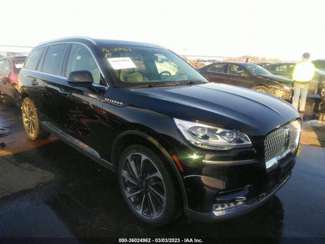 2020 Lincoln Aviator, VIN: 5LM5J7XC2LGL30562
